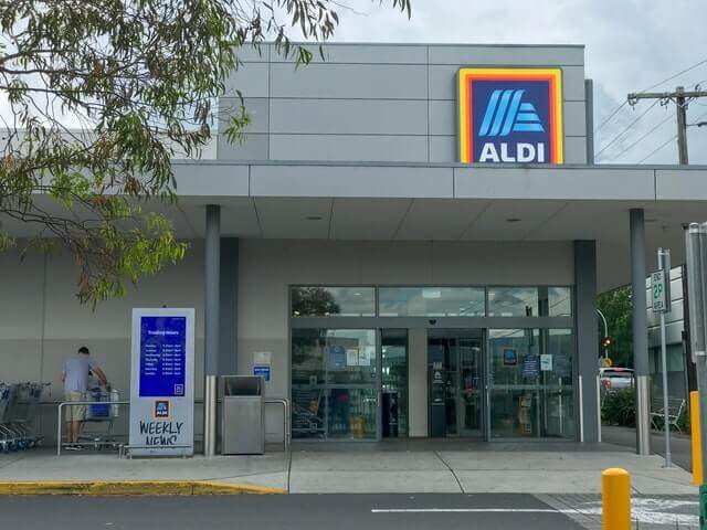 Is Aldi Closing Stores?